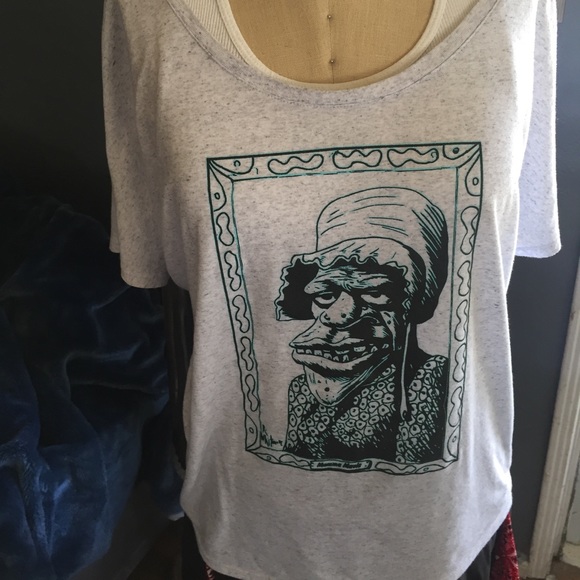 Bella + Canvas Custom OOAK Tshirt made by Roet & Etro (my brand) - Picture 3 of 5